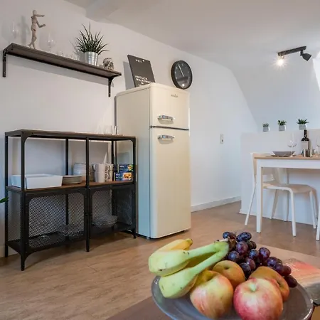 Lofts - Gemuetliches Fuer 3 - Naehe Marienkrankenhaus Apartment Kassel