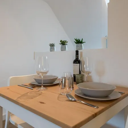 Apartament Lofts - Gemuetliches Fuer 3 - Naehe Marienkrankenhaus Kassel